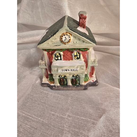 Cobblestone Miniature Town Hall - Picture 1 of 11